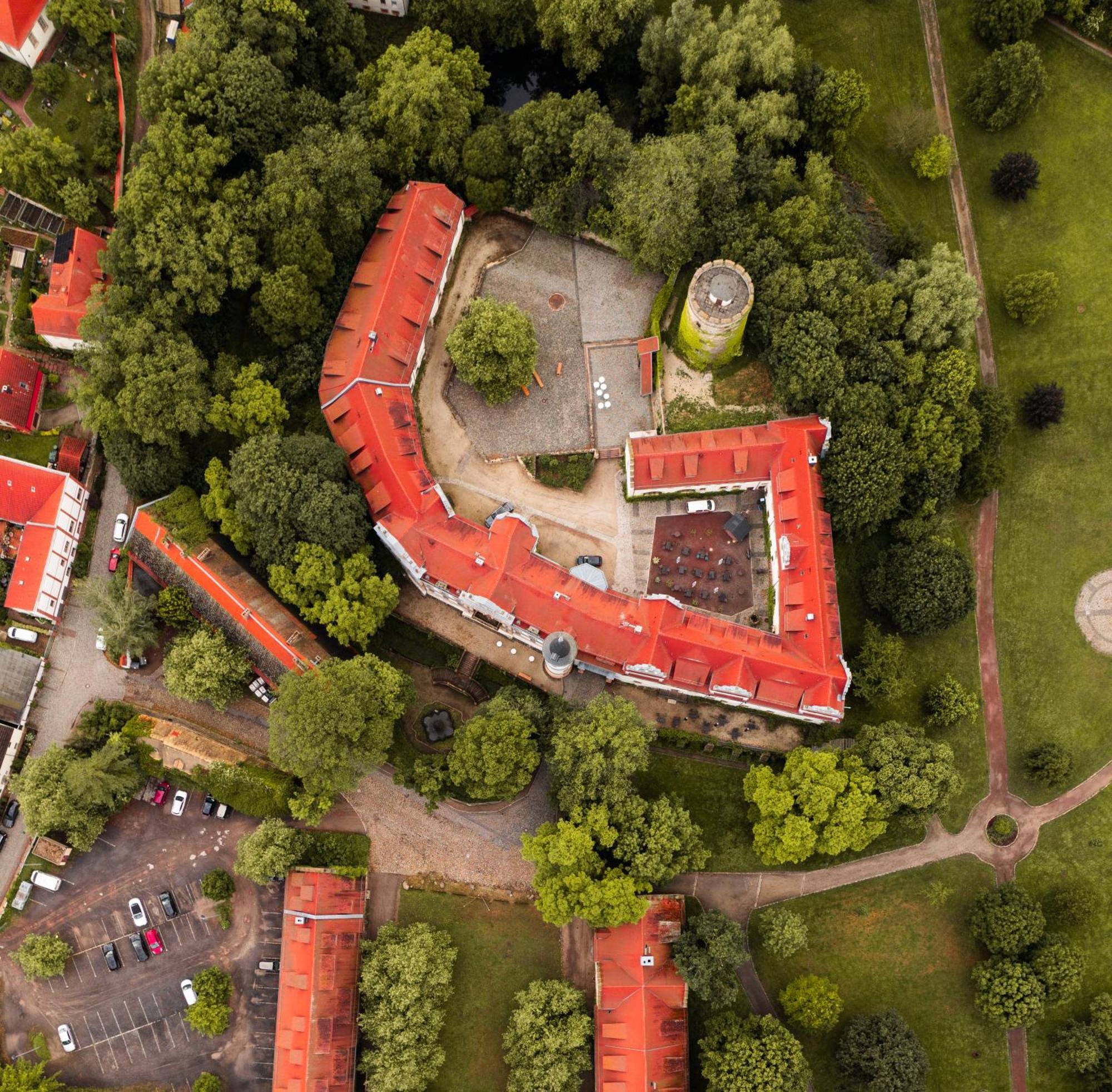 Hotel Schloss Schkopau Exteriör bild