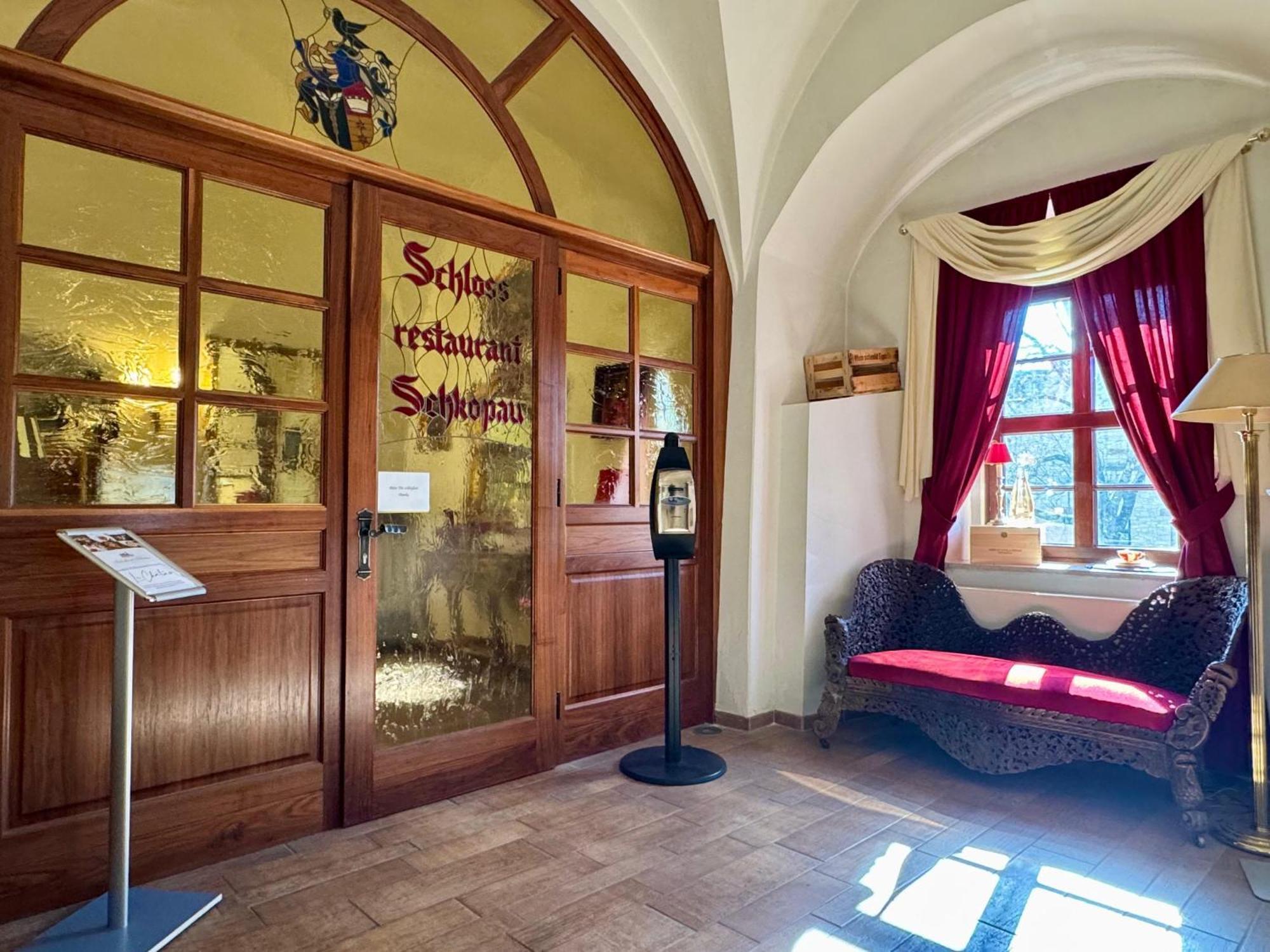 Hotel Schloss Schkopau Exteriör bild