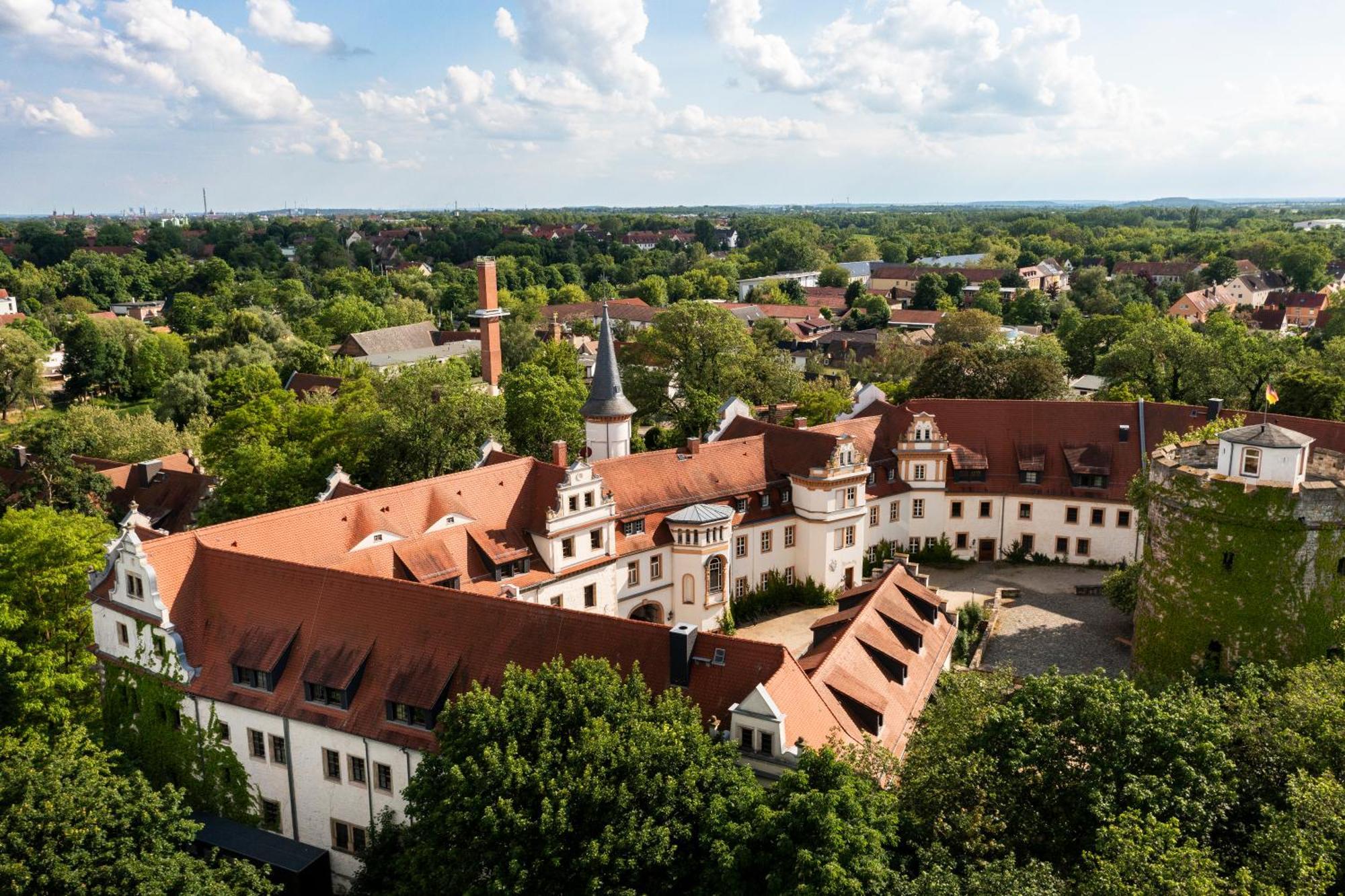Hotel Schloss Schkopau Exteriör bild